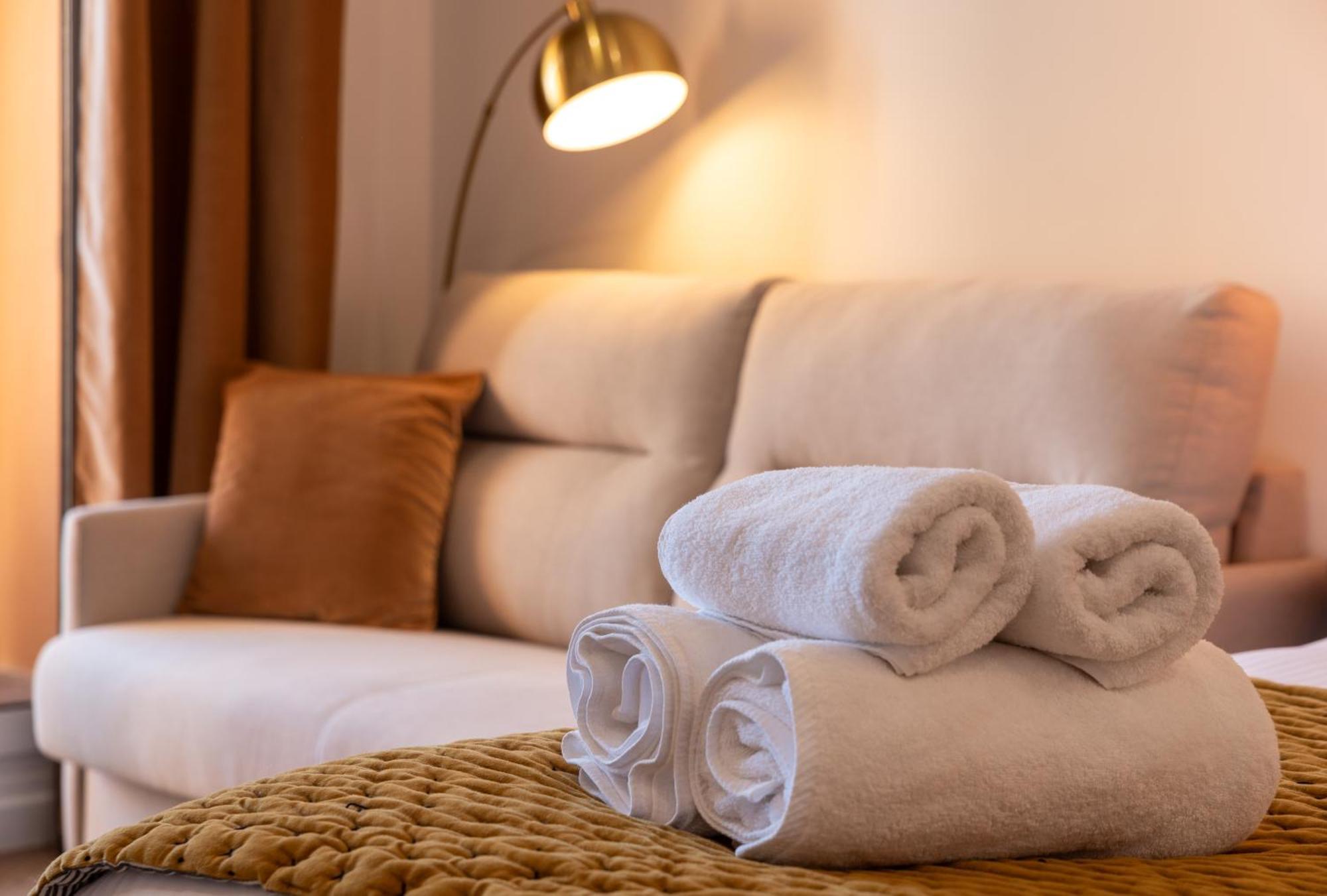 Monaco Border Luxury Suite - Sea View - Pool 博索莱伊 外观 照片
